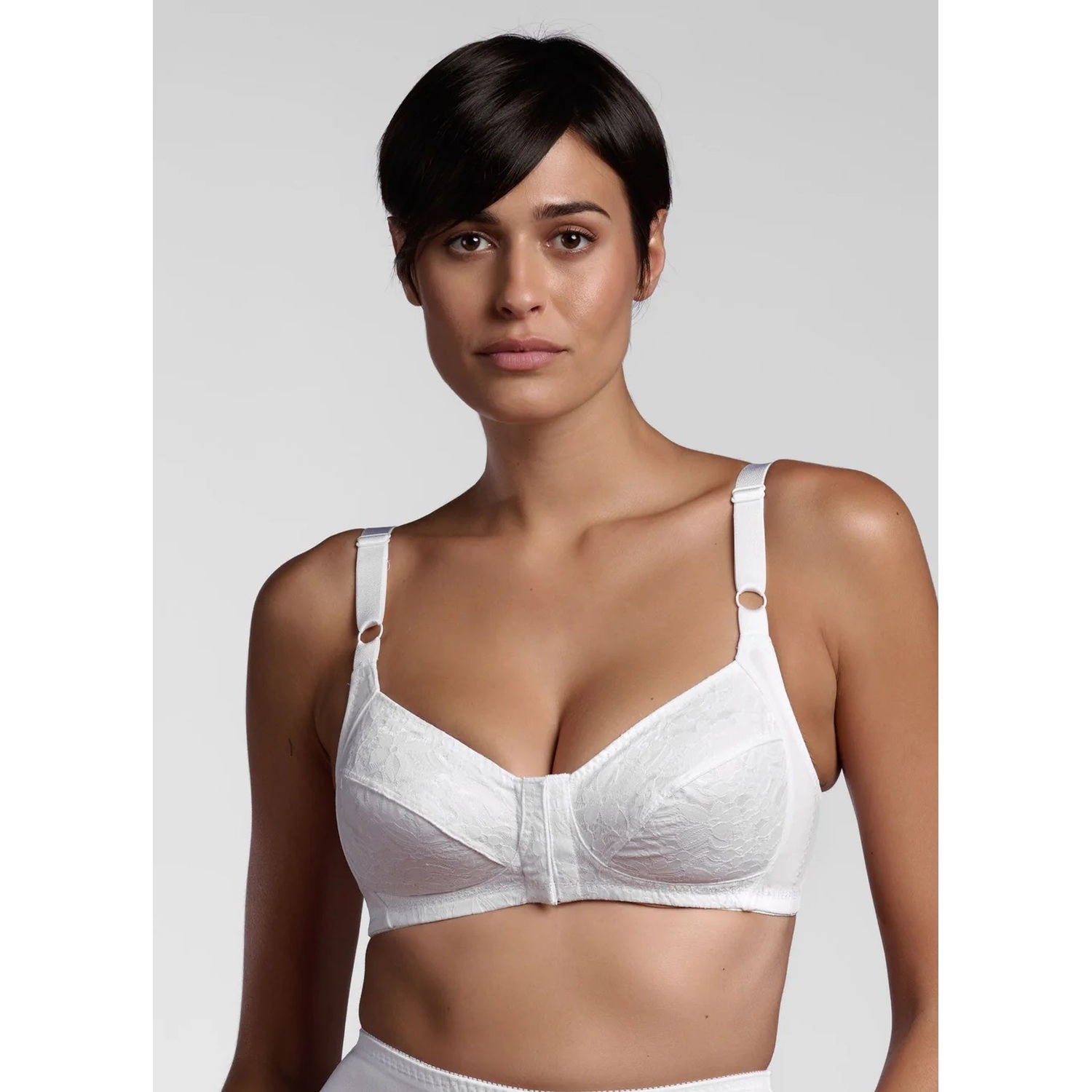 REGGISENO ADELE